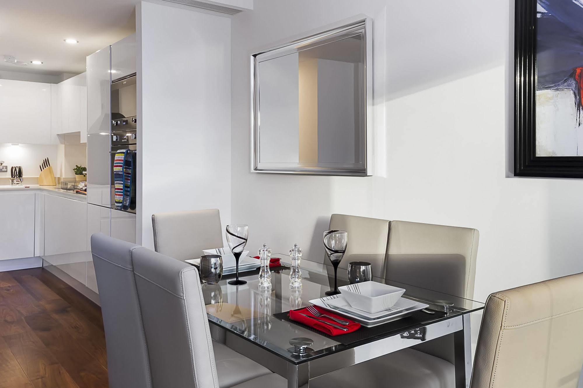 Apartament Lincoln Plaza Londyn Zewnętrze zdjęcie
