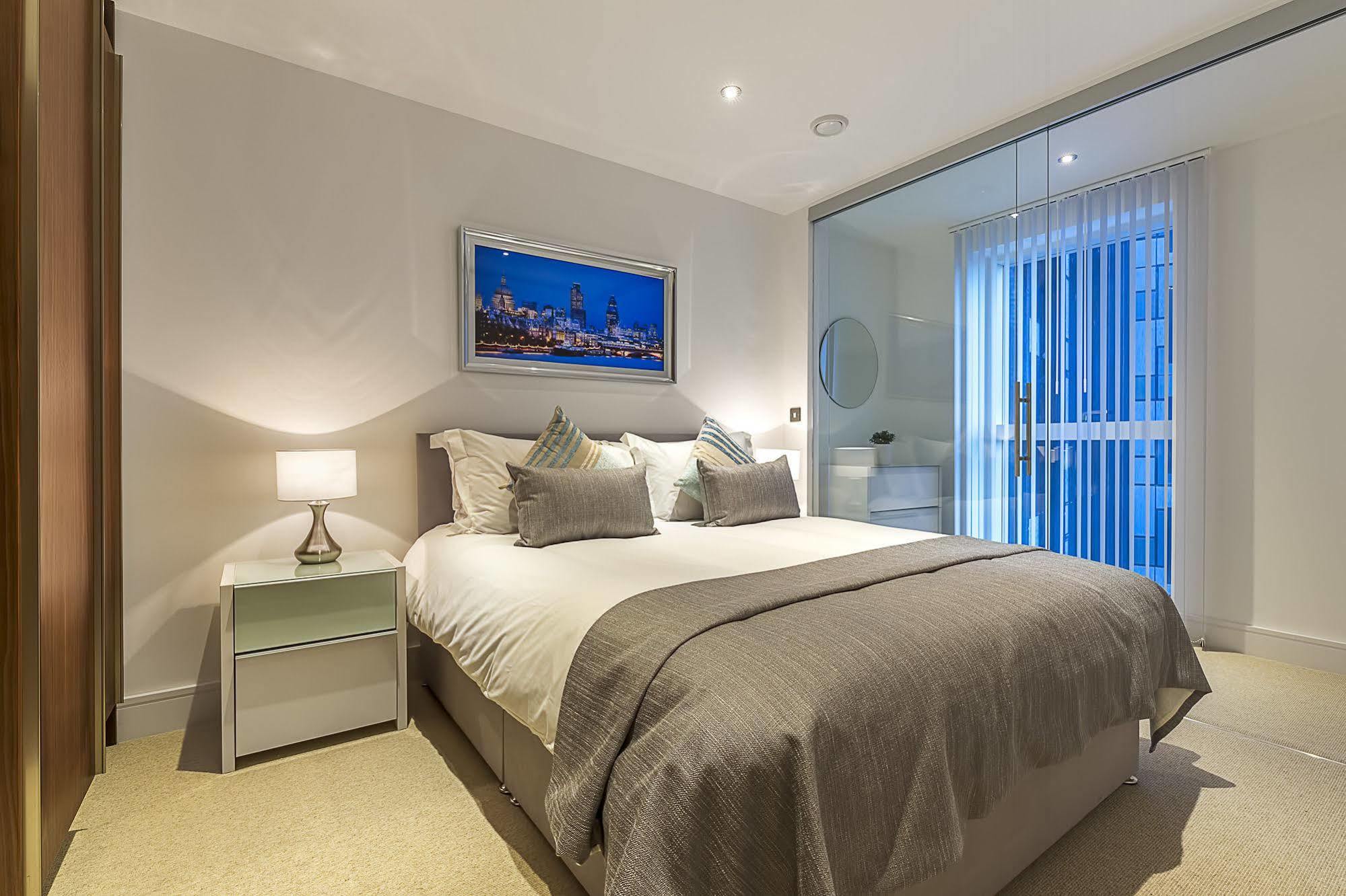 Apartament Lincoln Plaza Londyn Zewnętrze zdjęcie